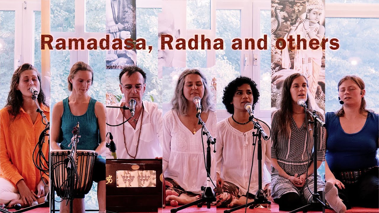 Ramadasa, Radha and others sing Om Sarva Mangala Mangalye
