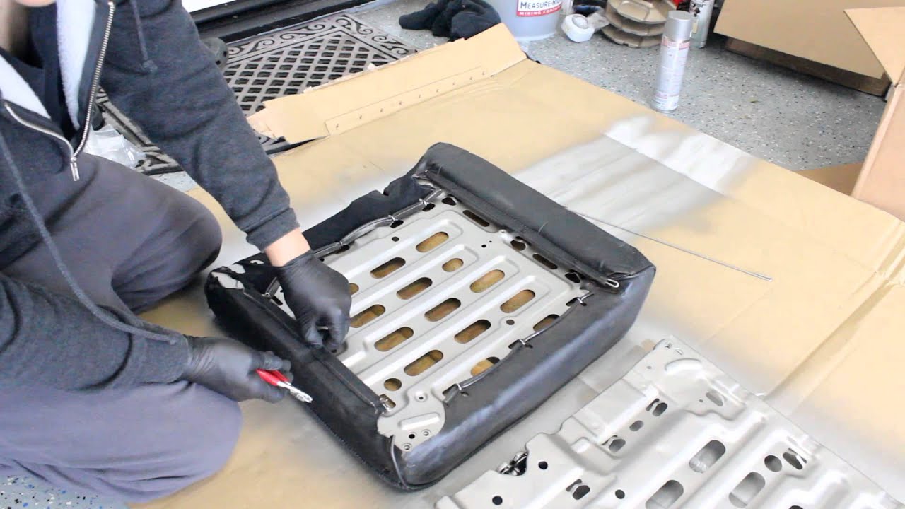 1985 AE86 Toyota Corolla GT-S Daily Driver Project:  Restoring/Preserving Rear Seats