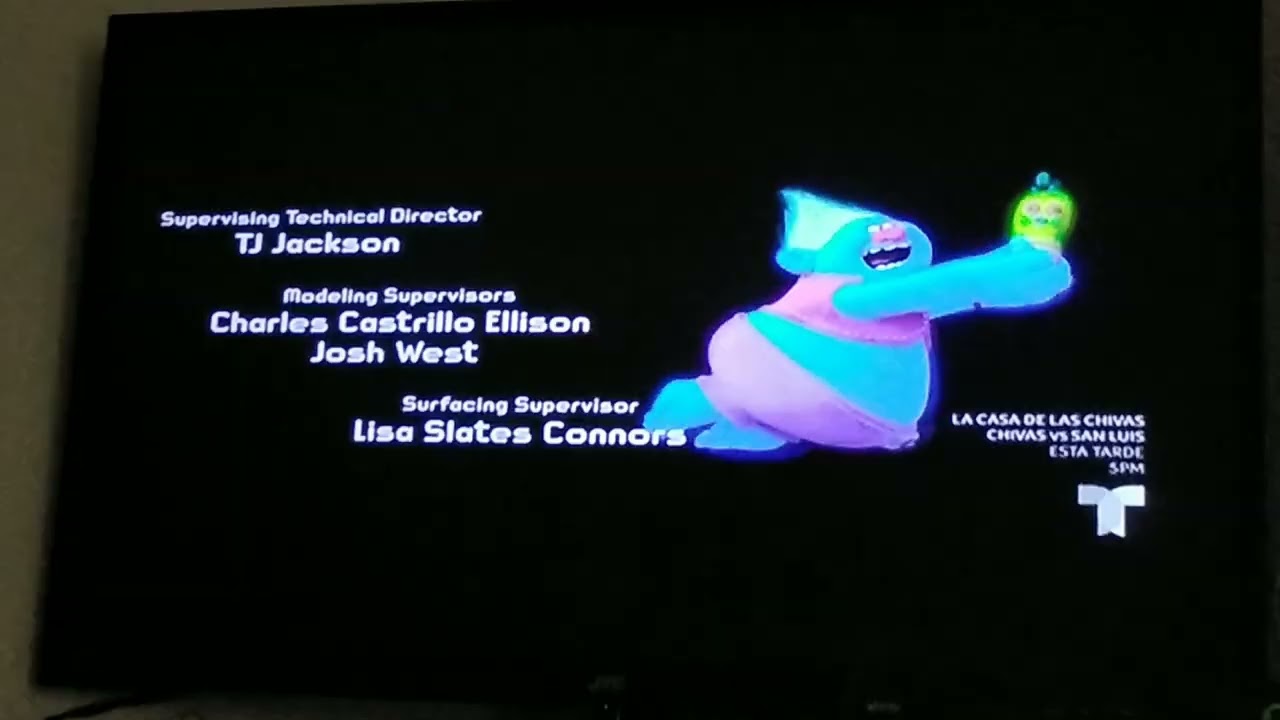 closing to trolls 2016 and opening to Beethovens Treasure Tail 2014 on Telemundo