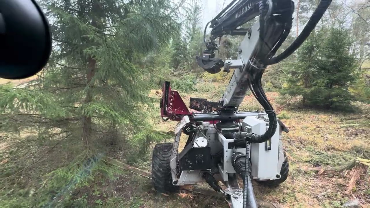 Tractor processor Hypro 755HB