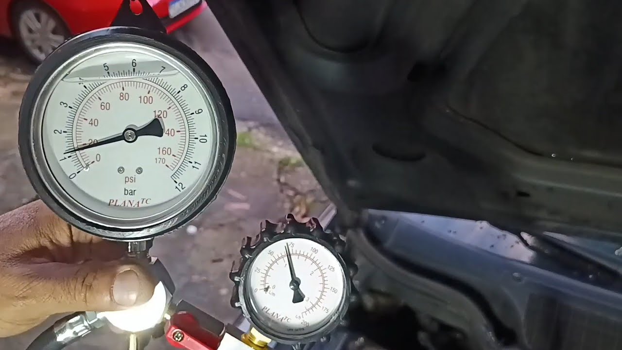 Medindo a pressão da linha de  combustível do Tempra com manômetro profissional 