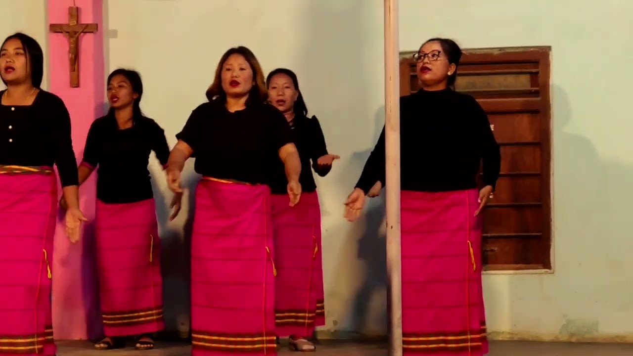 Salom Bung women choreography