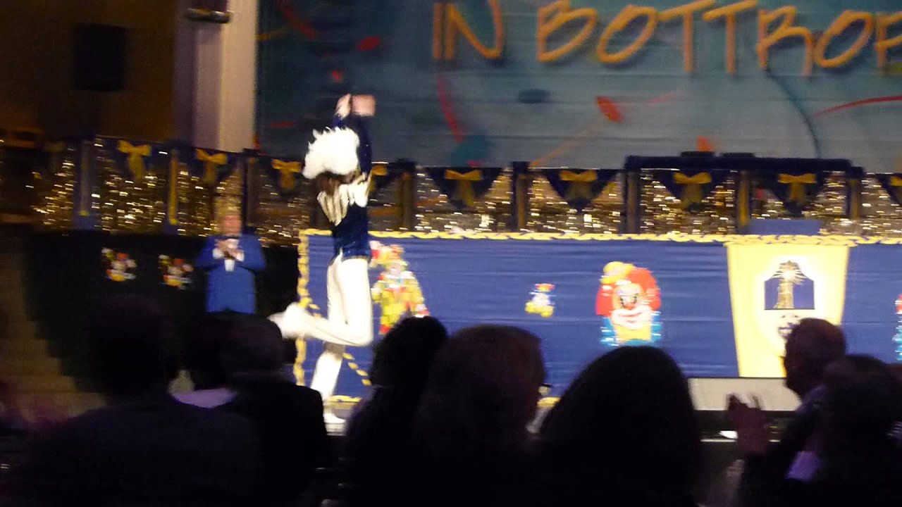 Tanzmajor Ben Adams begeistert am 31.01.2015 im Bottroper Saalbau