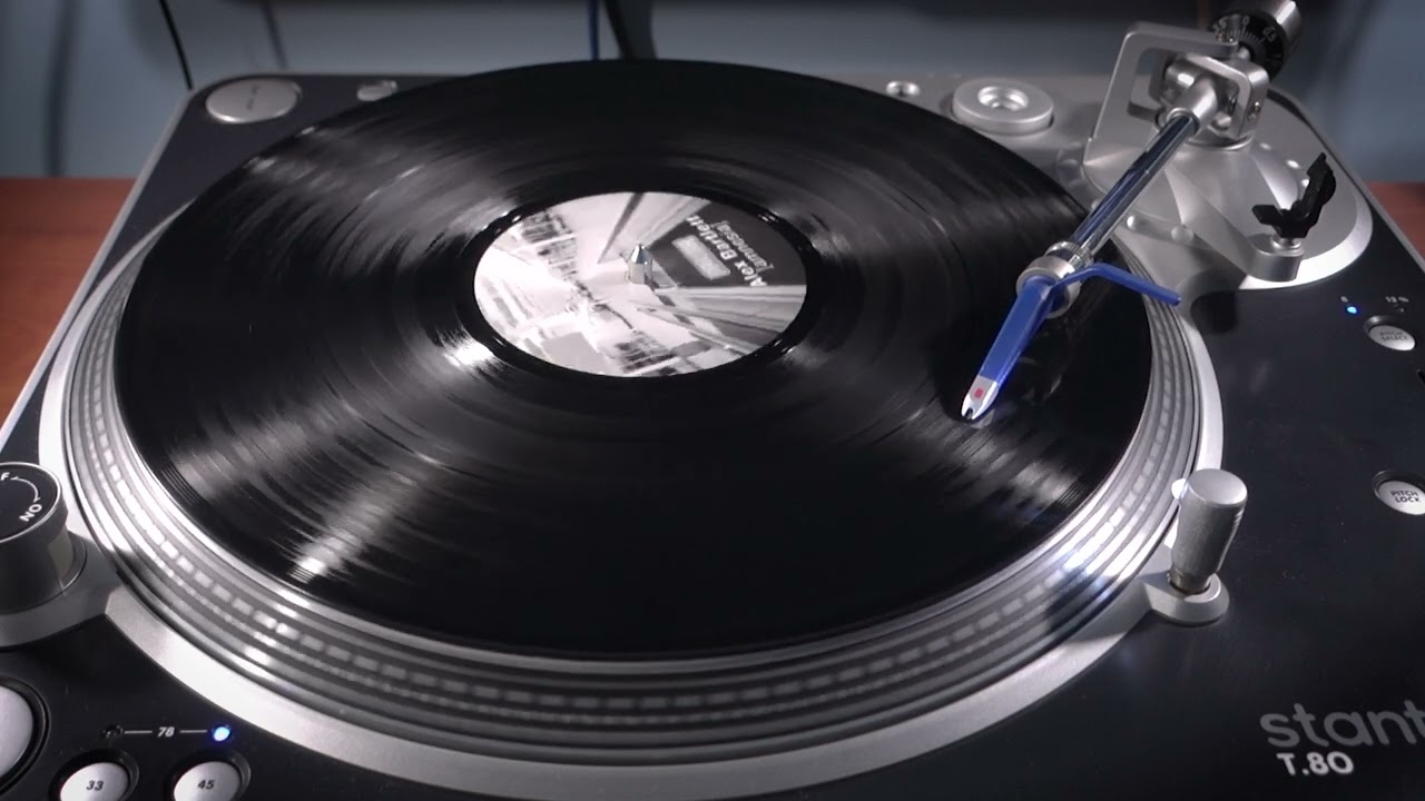 Alex Bartlett – Amnesia (A1 Marc Dawn pres. Green Court Remix) (2001)