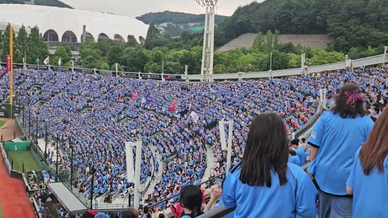 250622 사직 김민성 역전 적시타 후 엄청난 응원 승리는 누구  !! 롯데  vs 삼성