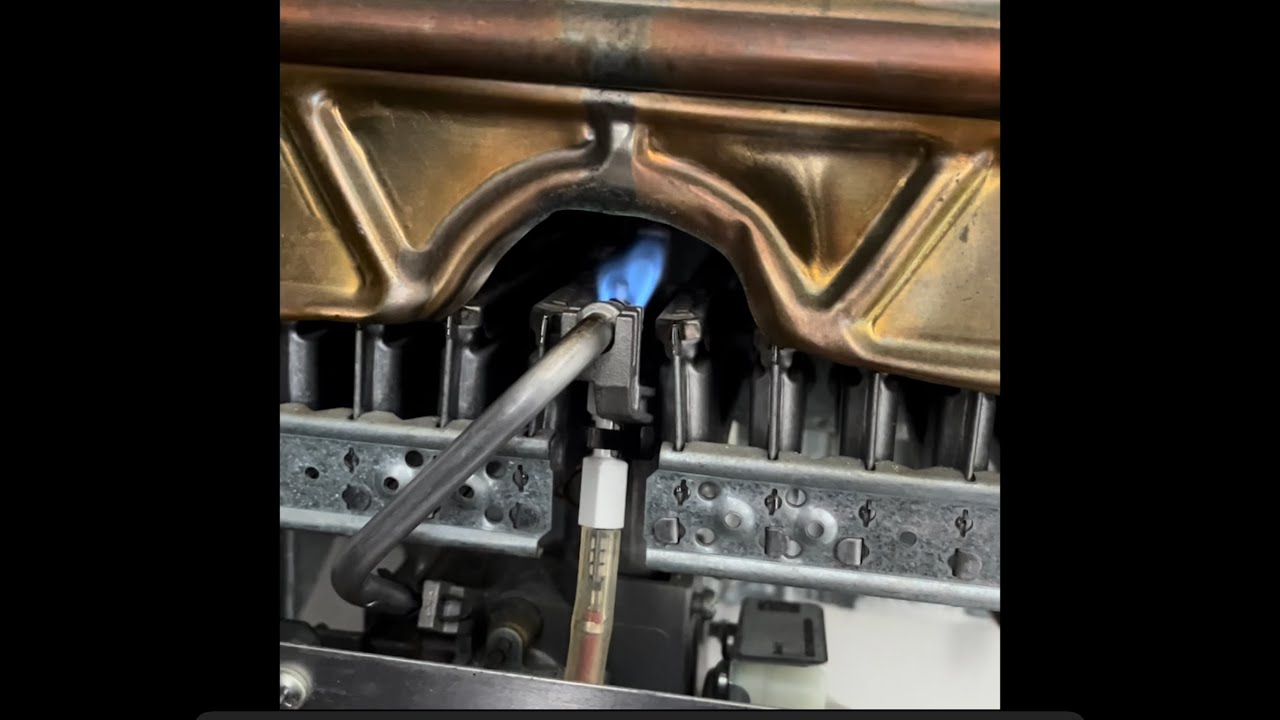 La Flamme ne tient pas ! Dépannage Chauffe-bain Elm Leblanc Ondea Compact