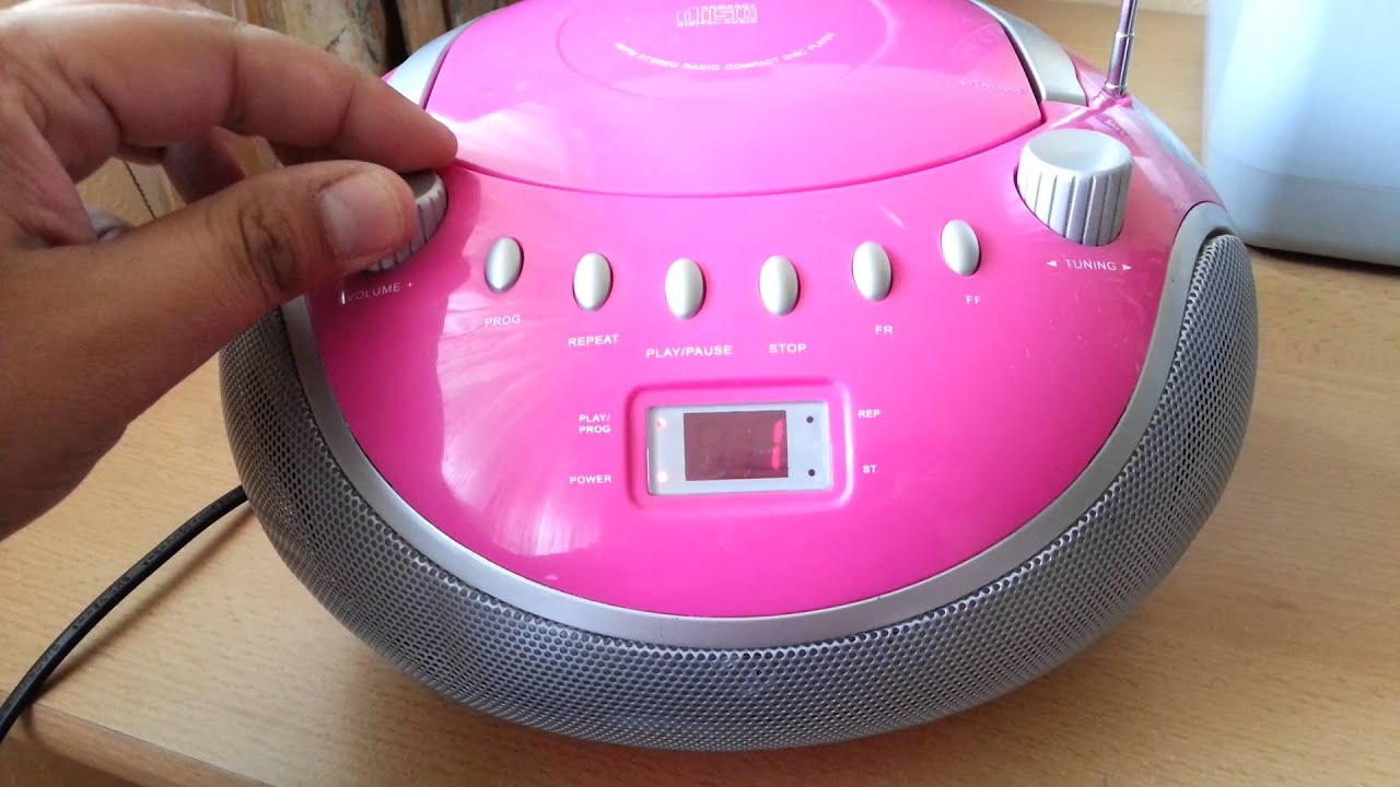Szuper, pink csajos hordozható cd-rádió