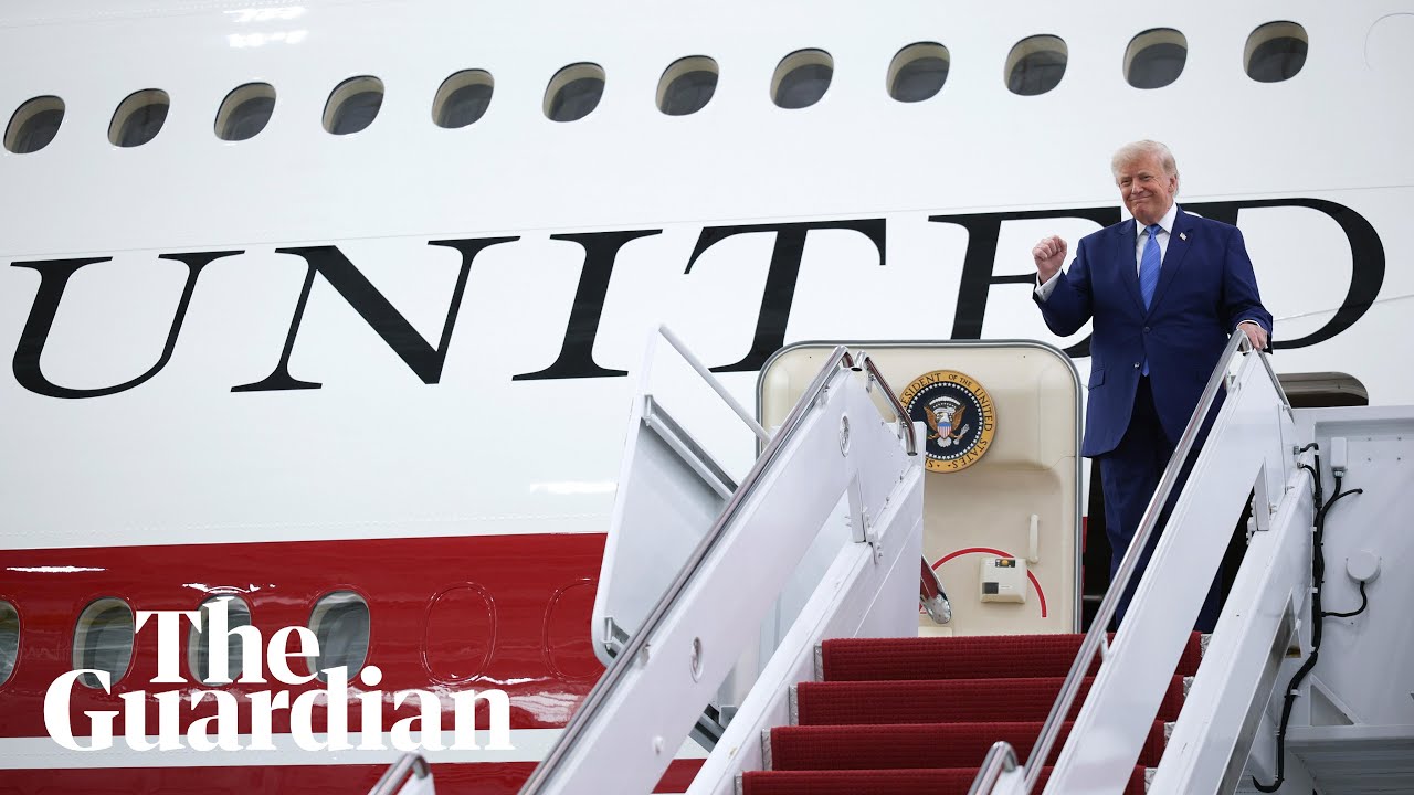 Trump unveils new Air Force One
