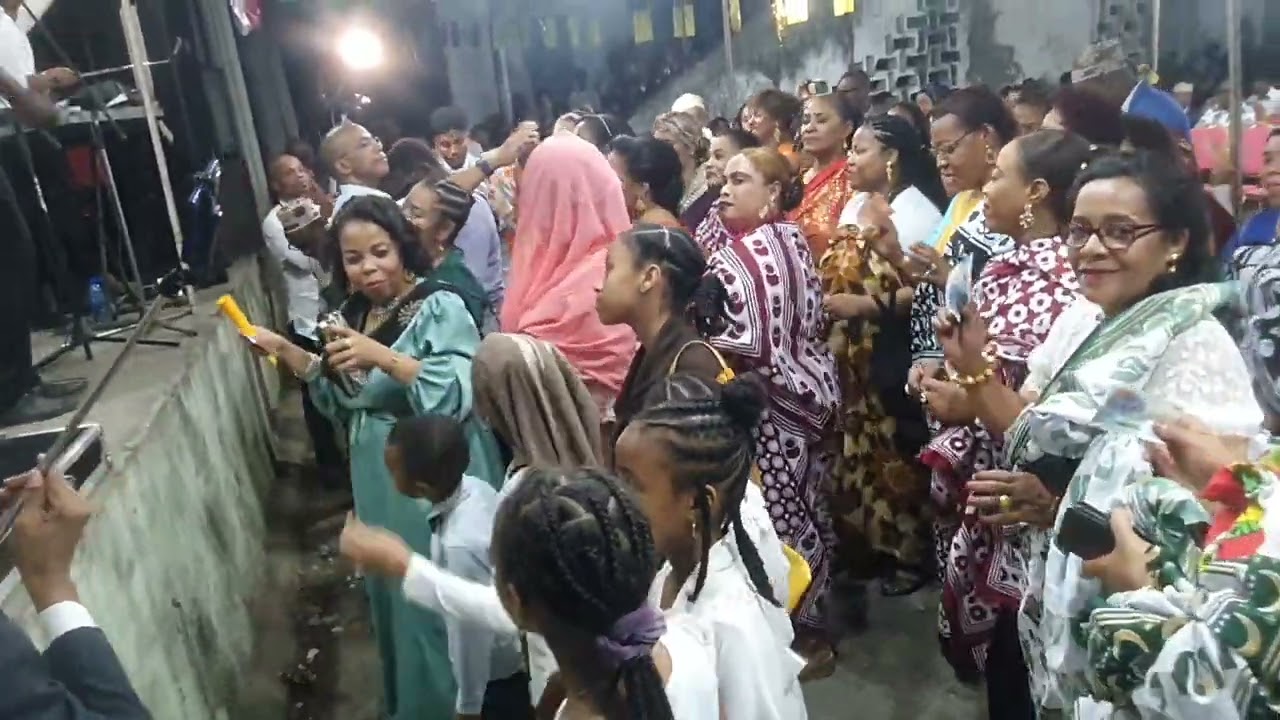 Yecha avec l'orchestre Assmin Band Domoni Anjouan Comores