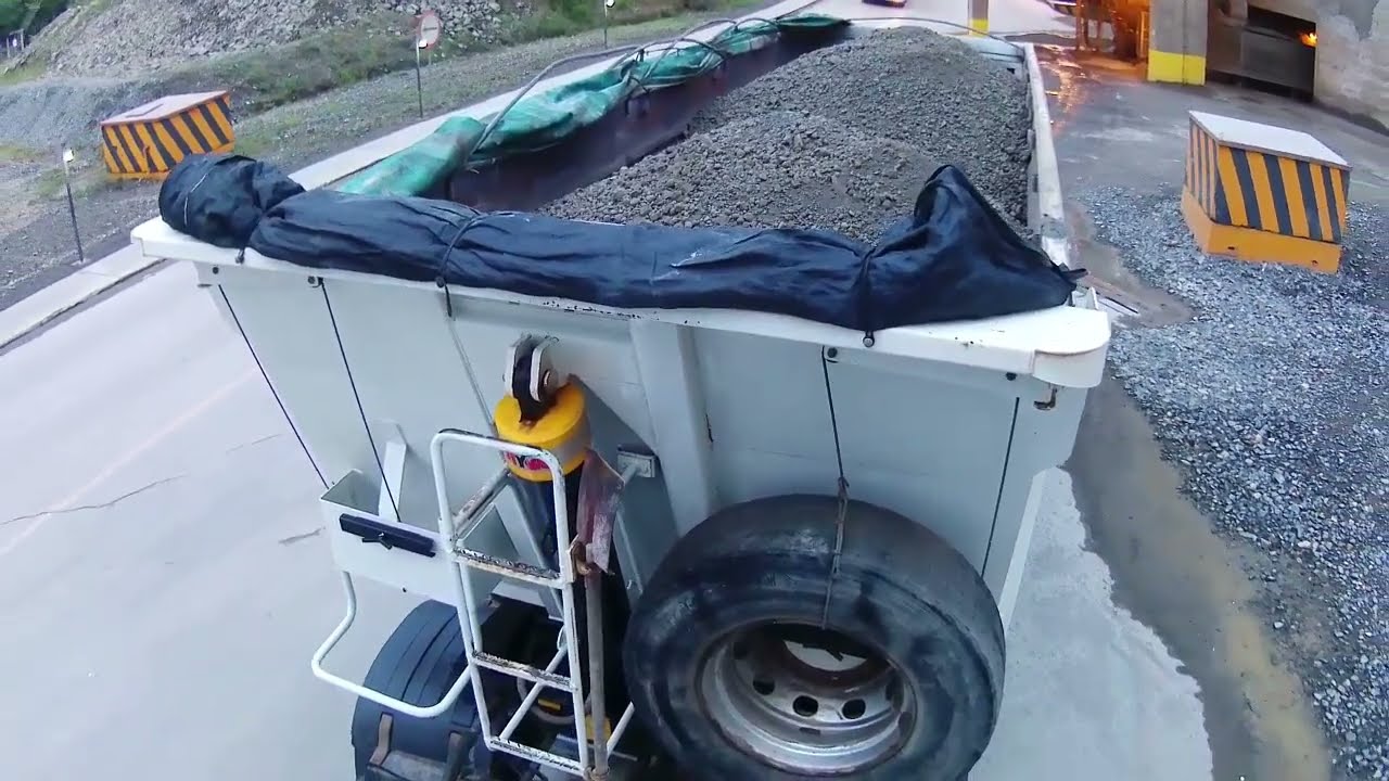Bora Carregar O Caminh&atilde;o De Clinquer
