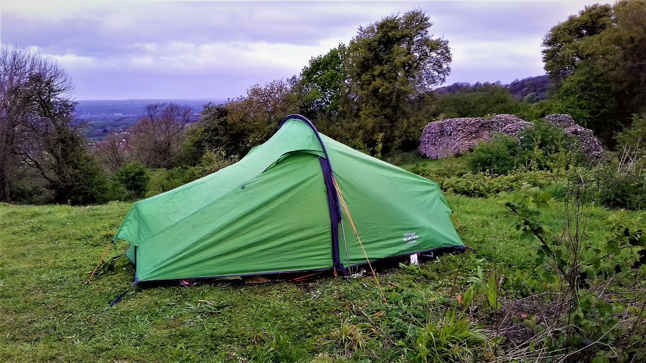 WILD CAMPING IN A RUINED CASTLE | THURNHAM KENT