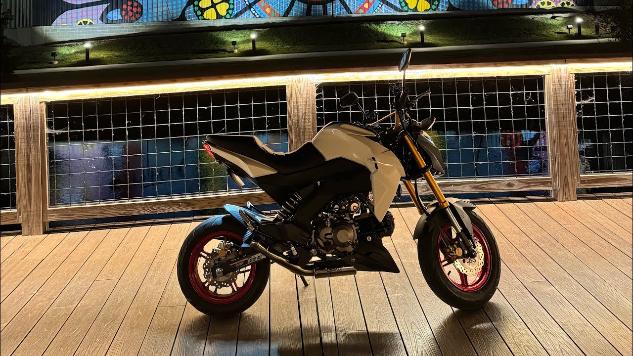 Kawasaki Z125 Zoom exhaust review