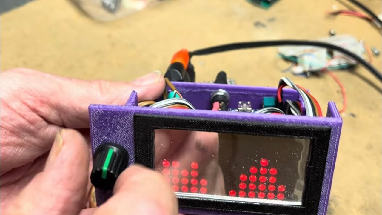 Misschien een alternatief voor Revox VU meters ?? 