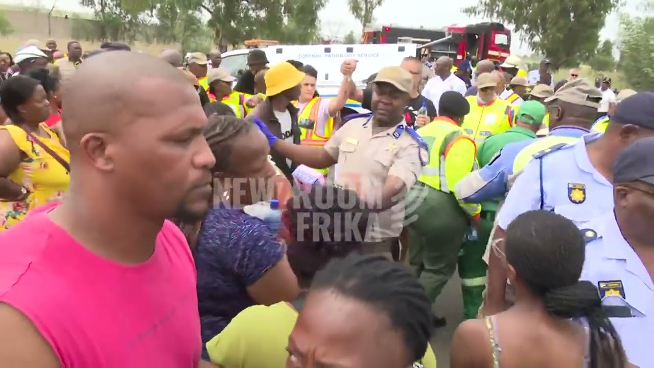 Fourteen dead in Vanderbijlpark scholar transport crash