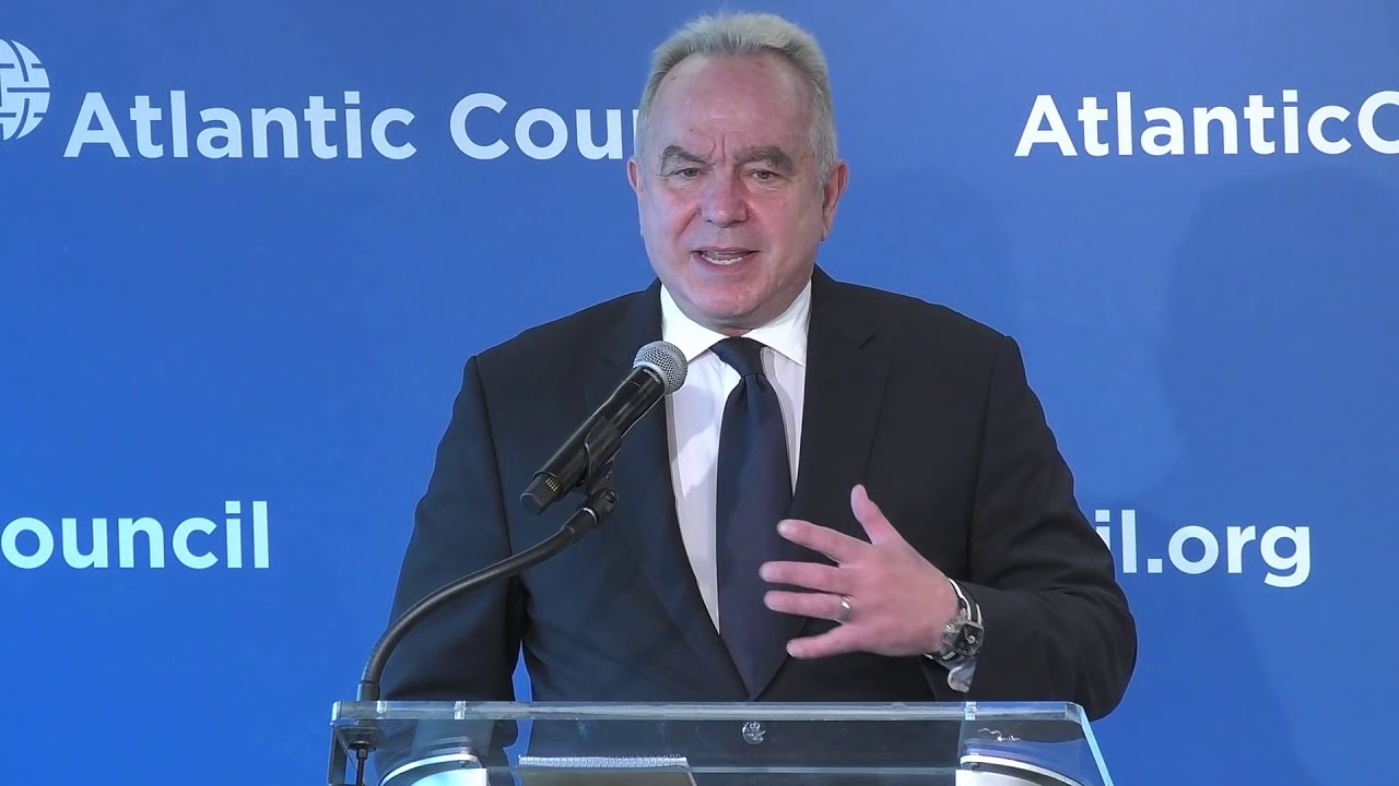Shifting Dynamics: Chinese Investment in North America and Europe