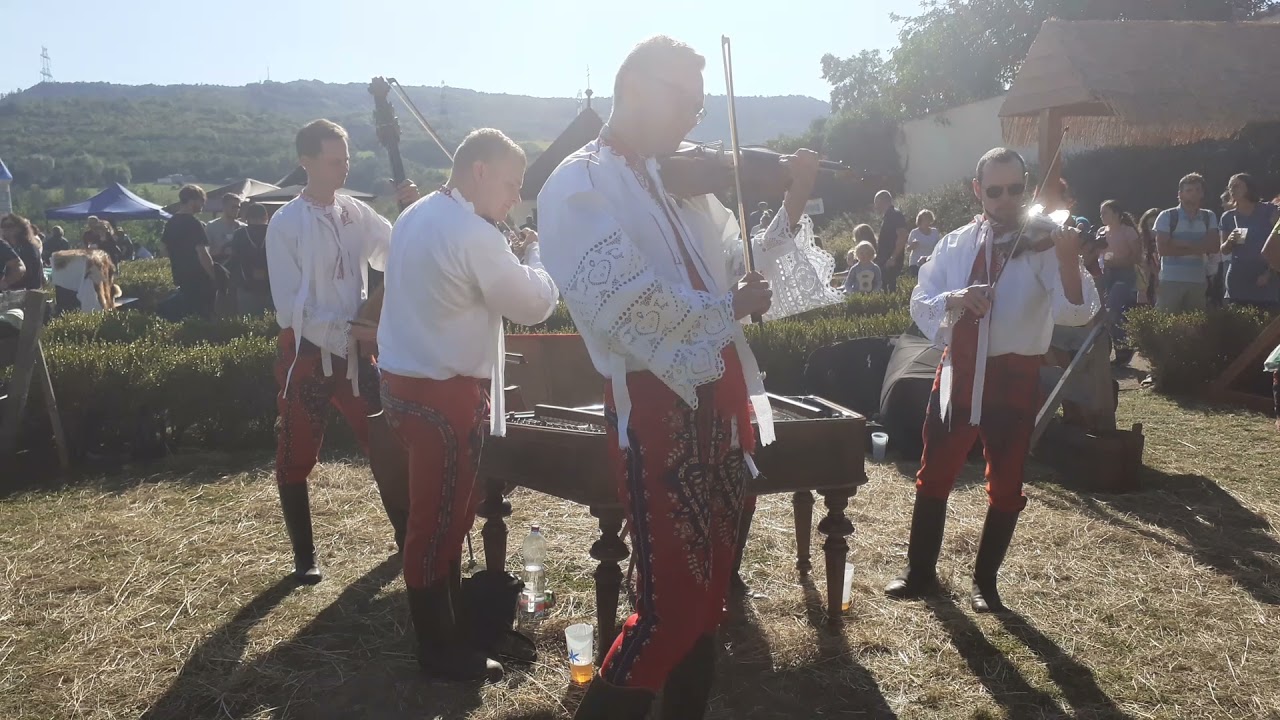 Vinobraní v Kadani 2021 - VOJARA
