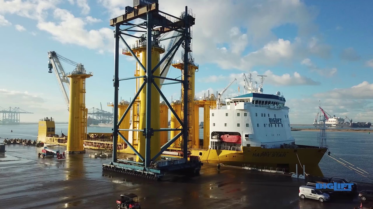 Mv Happy Star loading transition pieces and monopiles for Akita wind farm