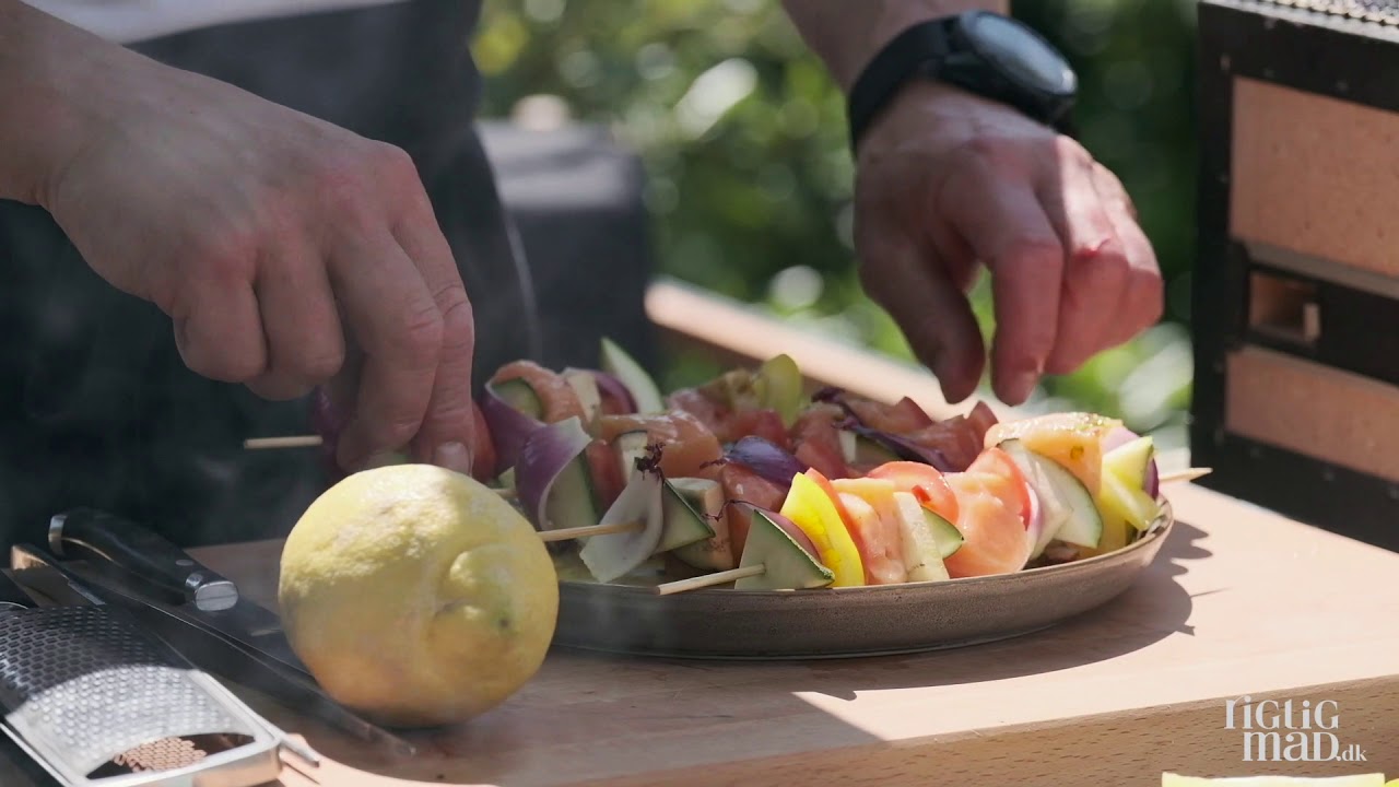 Islandsk laks på ratatouille spyd | Perfekt til grillen