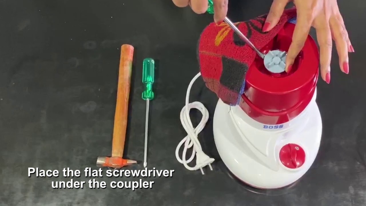 How to remove BOSS Mixer Grinder Coupler