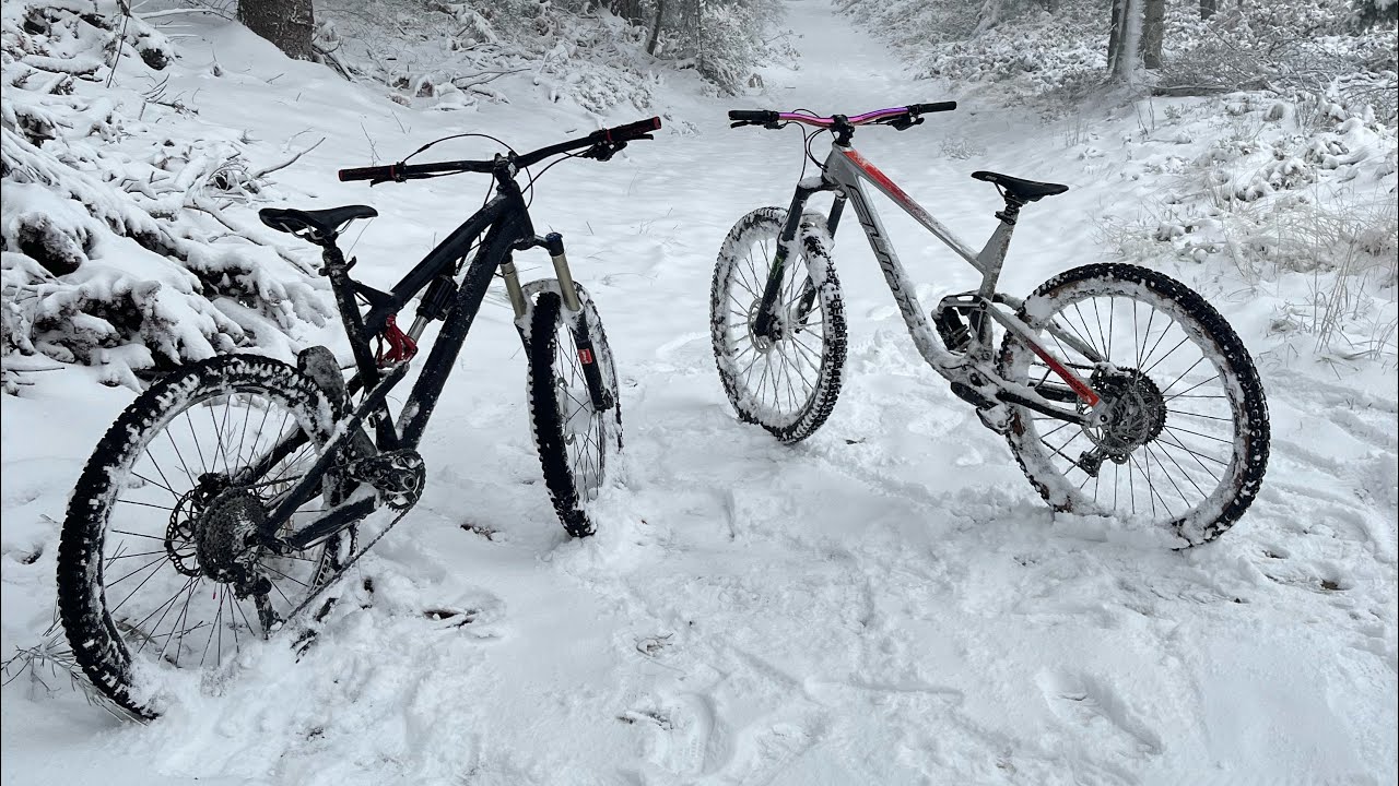 Bike in snow 🥶 