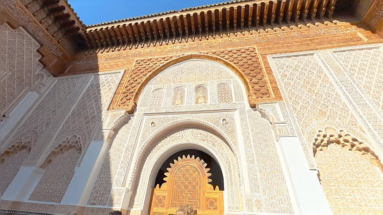 اكتشفوا معي مدرسة بن يوسف و الأحياء القديمة Exploring Marrakech Old City & Ben Youssef Madrasa