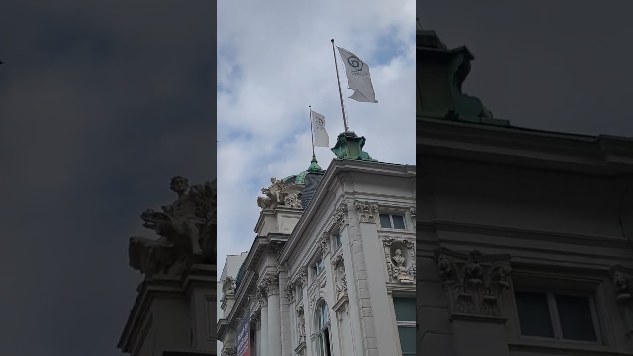 Deutsches Schauspielhaus Hamburg ☀️