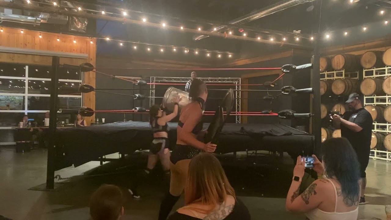 Sawyer Wreck vs Selina Rose