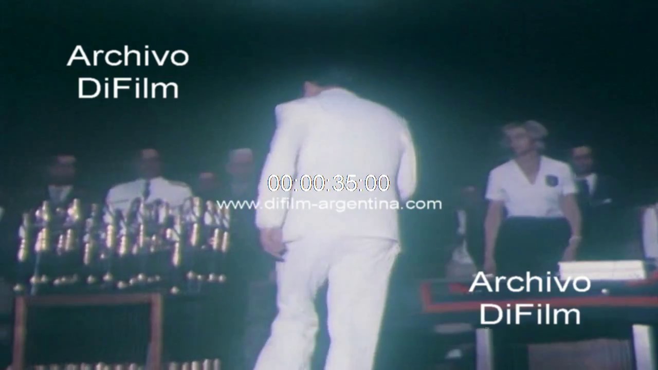 Guardiamarinas egresan en la Escuela Naval Militar Argentina 1980