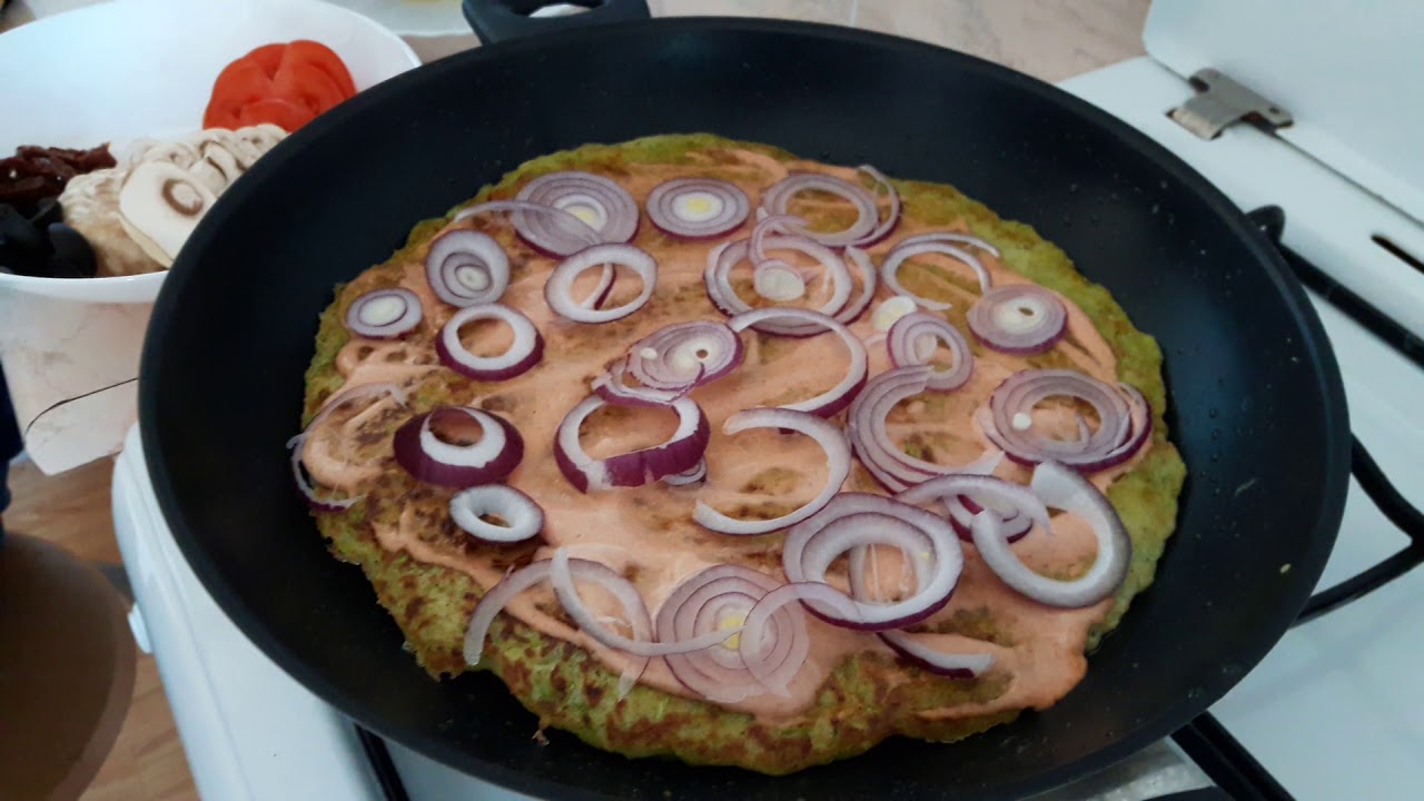 Пицца овощная в сковороде ICOOK.