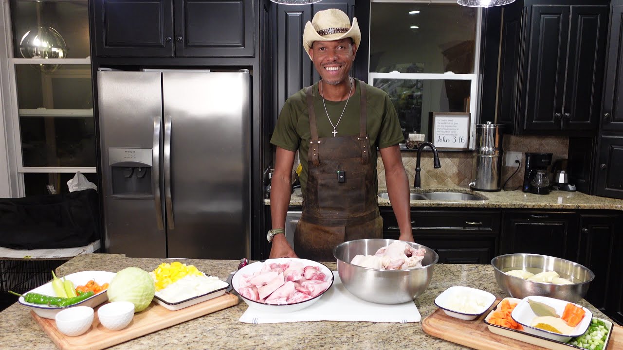 These Two Chicken and Pig Feet Dishes are Outstanding