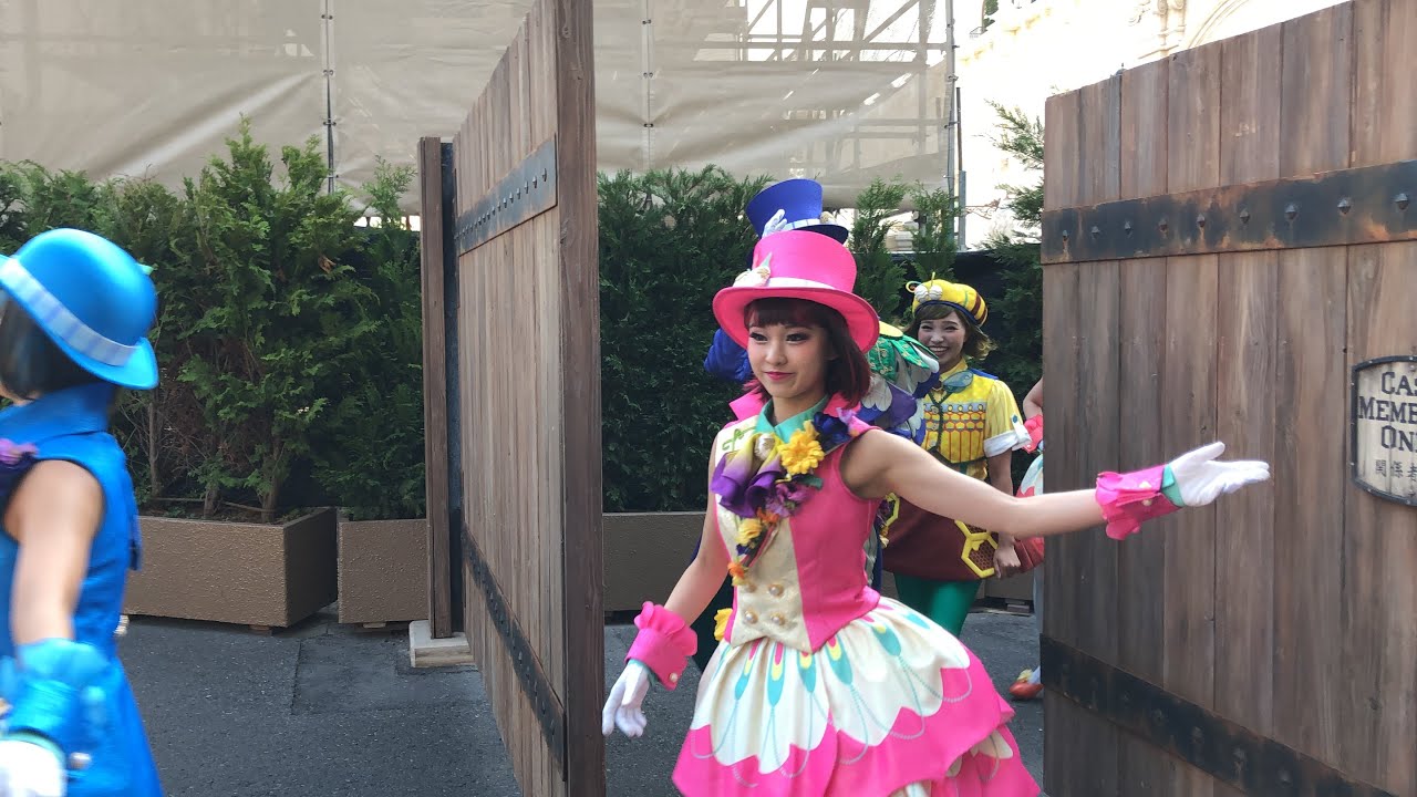 TipTopイースターダンサーさんの花道 5月11日16時30分