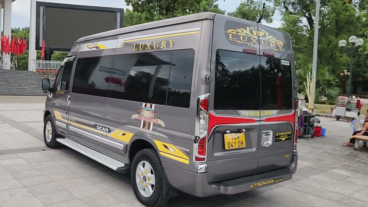 Ford Limousine sx 2015. Xe đẹp. Máy, gầm đại chất. Máy cực ngon. K hơi thừa.Gia 278 tr lh 0975686232