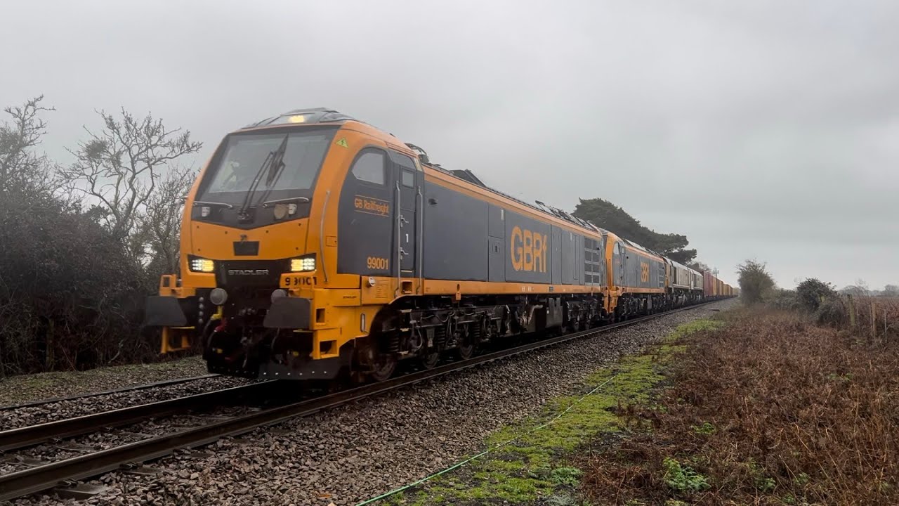 GBRf 66301, 66721, 99001 and 99002 work power tests on the Felixstowe branch