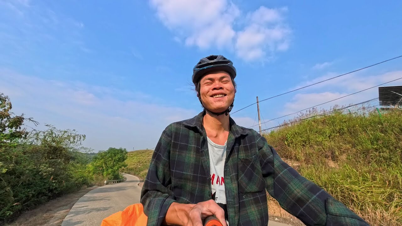以后骑车都不想女人了，好好感受祖国的大好河山，今天只吃两包泡面两个蛋，骑到天黑都不觉得累#稻田 #秋天 #骑行vlog #骑行 #旅行