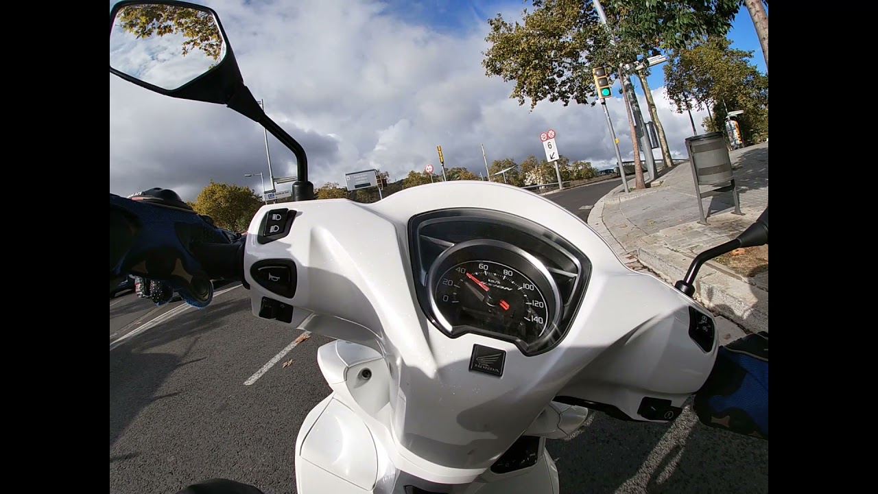 HONDA VISION 110 POV CITY RIDE