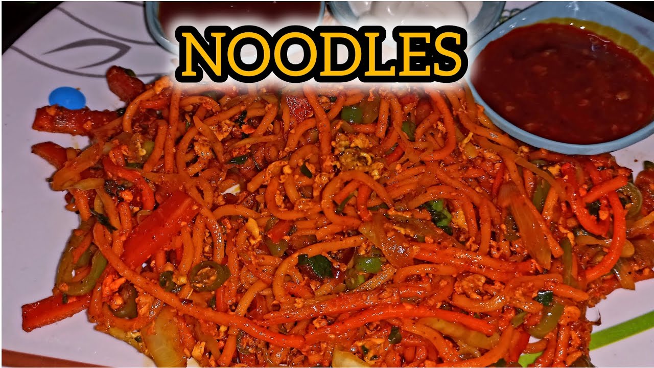  EGG NOODLES RECIPE | HOW TO MAKE SCHEZWAN NOODLES WITH OUT SCHEZWAN CHUTNEY | STREET STYLE NOODLES 