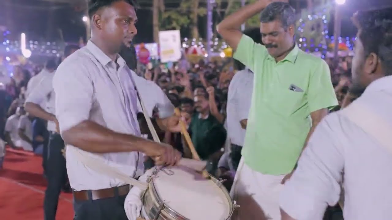 രാഗദീപവും കൈരളിയും 2024 പുതുവത്സരത്തിൽ കുറ്റിച്ചിറയിൽ വായിച്ച ഒരു അടിപൊളി സോങ്