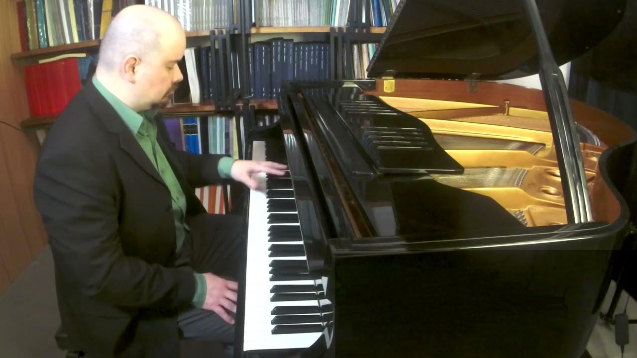 SCRIABIN - Nocturne Op.9 No.2 for the left hand alone (Artur Cimirro)