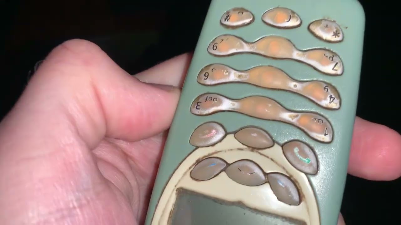 Fast & aggressive asmr random triggers - hand sounds, tapping, liquid shaking, gripping +