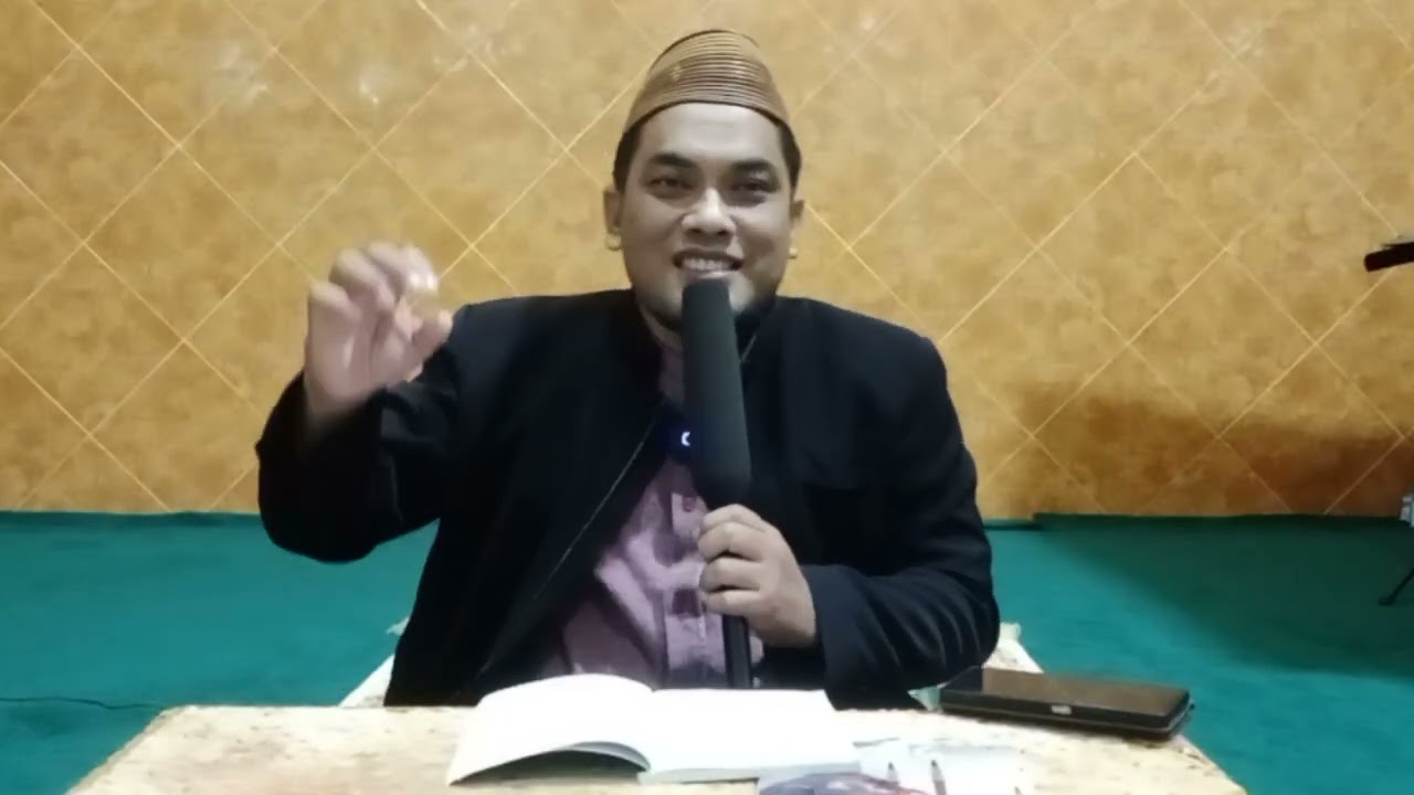 Baca Alquran tanpa Tau Maknanya Sia-sia? 