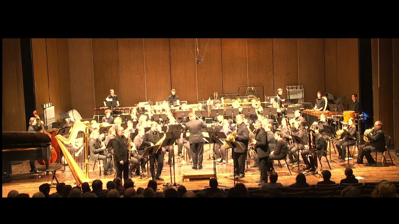 Aurum Tetra (Saxophone Quartet Concerto with Wind Ensemble)