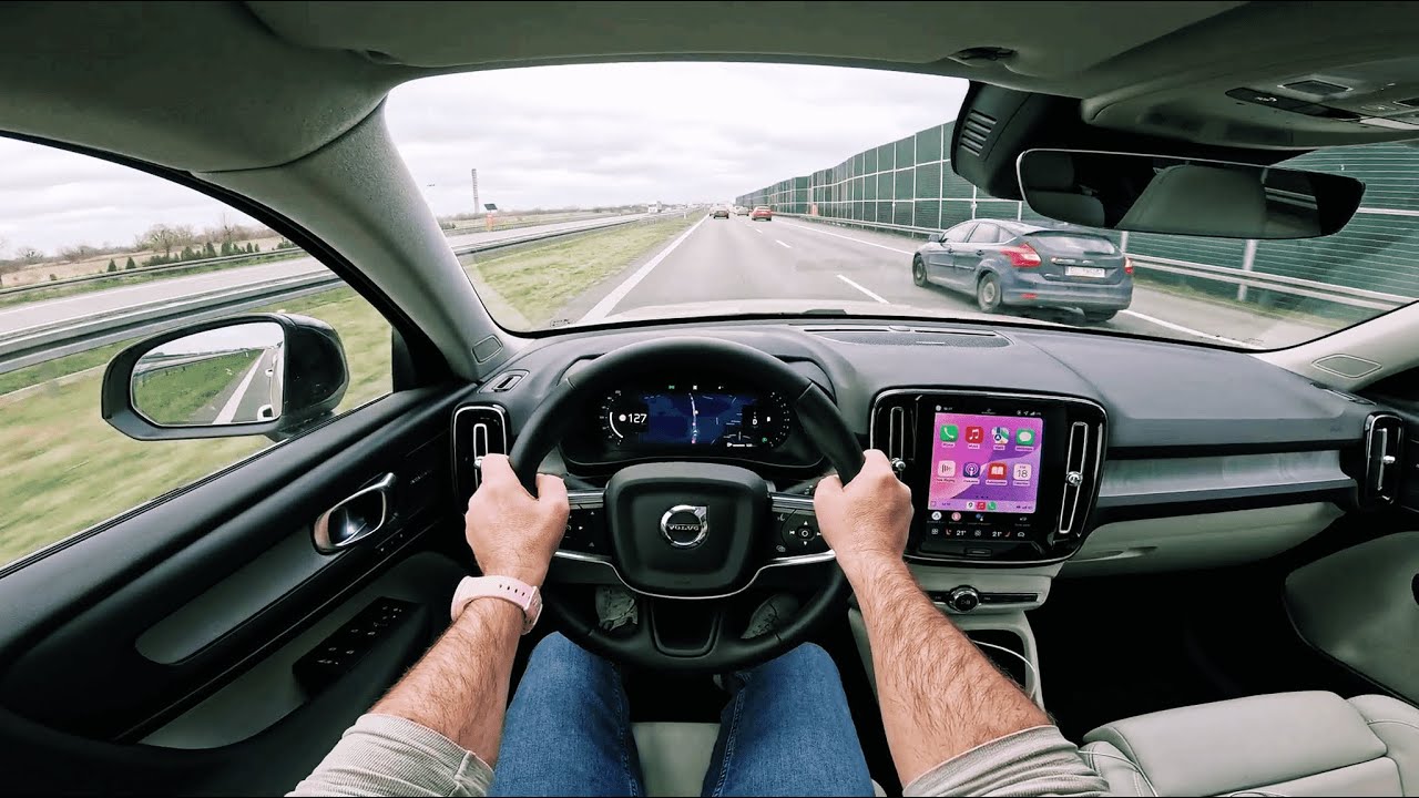 2026 Volvo XC40 B4 (197 HP) | POV Test Drive