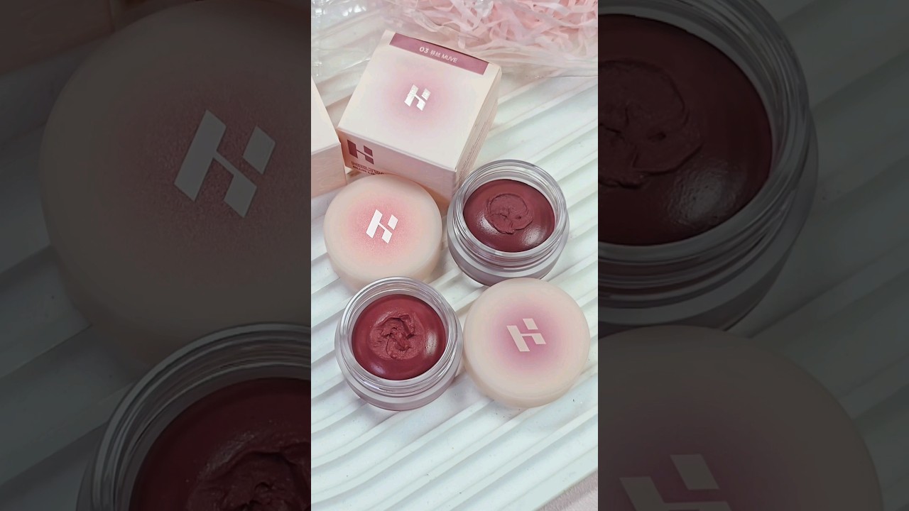 Holika Holika Melting Blur Lip Pot + swatches! 💗🎀 #lipbalm #lipcream #kbeauty #liptint #mattelips