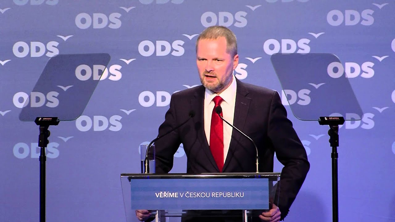 Report&aacute;ž: Petr Fiala zvolen předsedou ODS