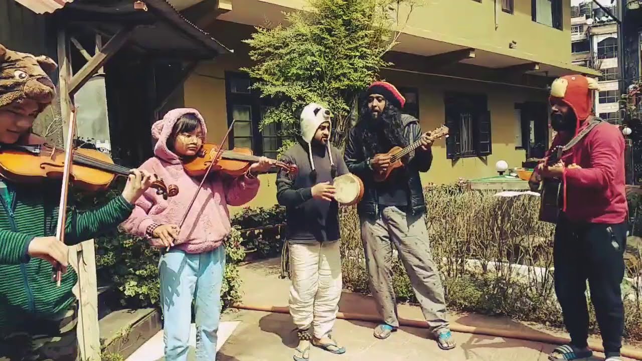Nepali Folk Jam in the Sun | The crazy hats band | Pidhima Basera | Arko and friends | Darjeeling