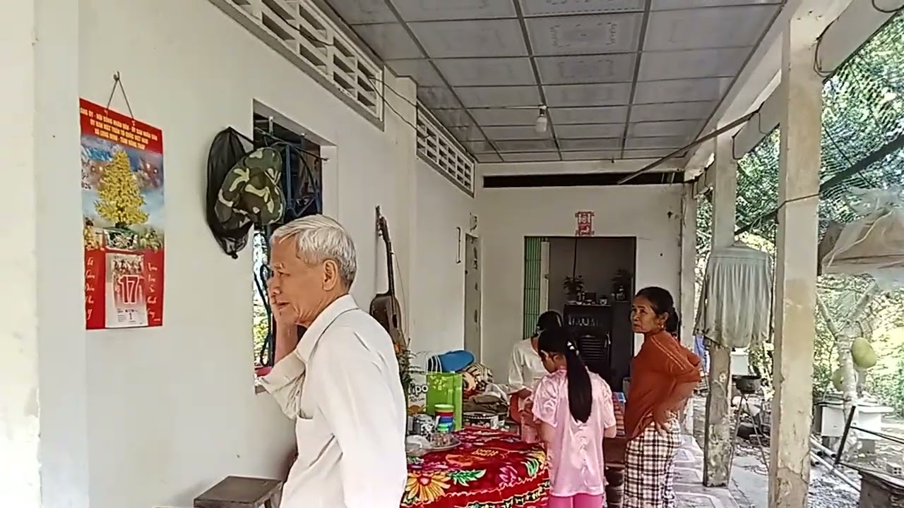 Sáng m1 Tết 2026 nhà Ba Má 