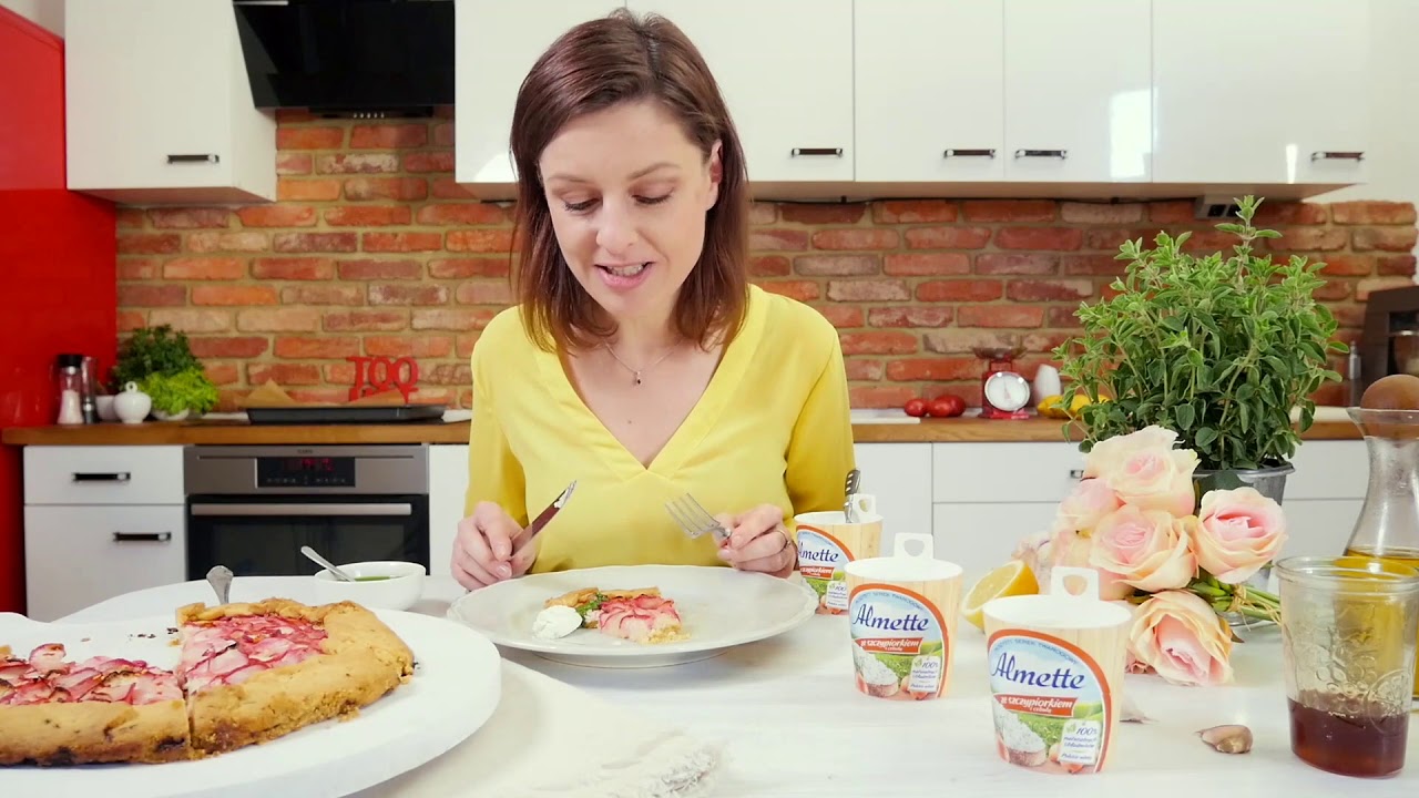 Galette z rzodkiewkami 🥧 | Dorota Kamińska
