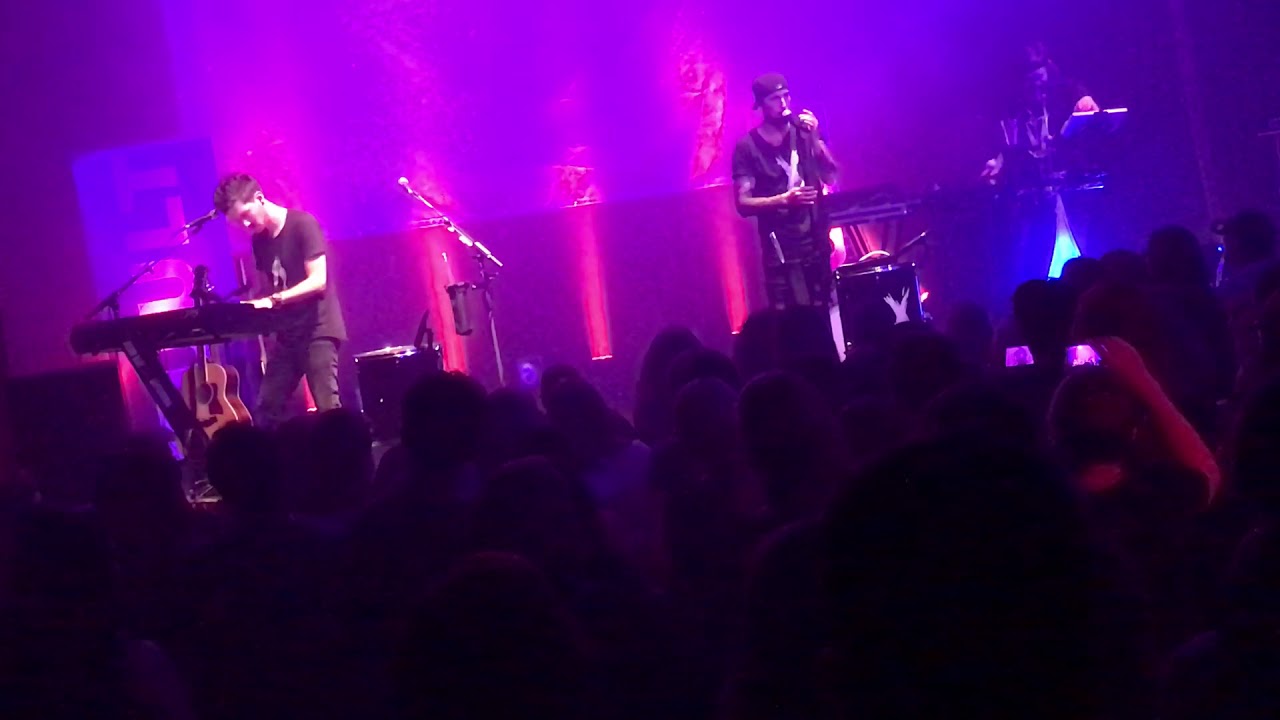 KUULT - Barfuß - 29.10.17 live in Köln