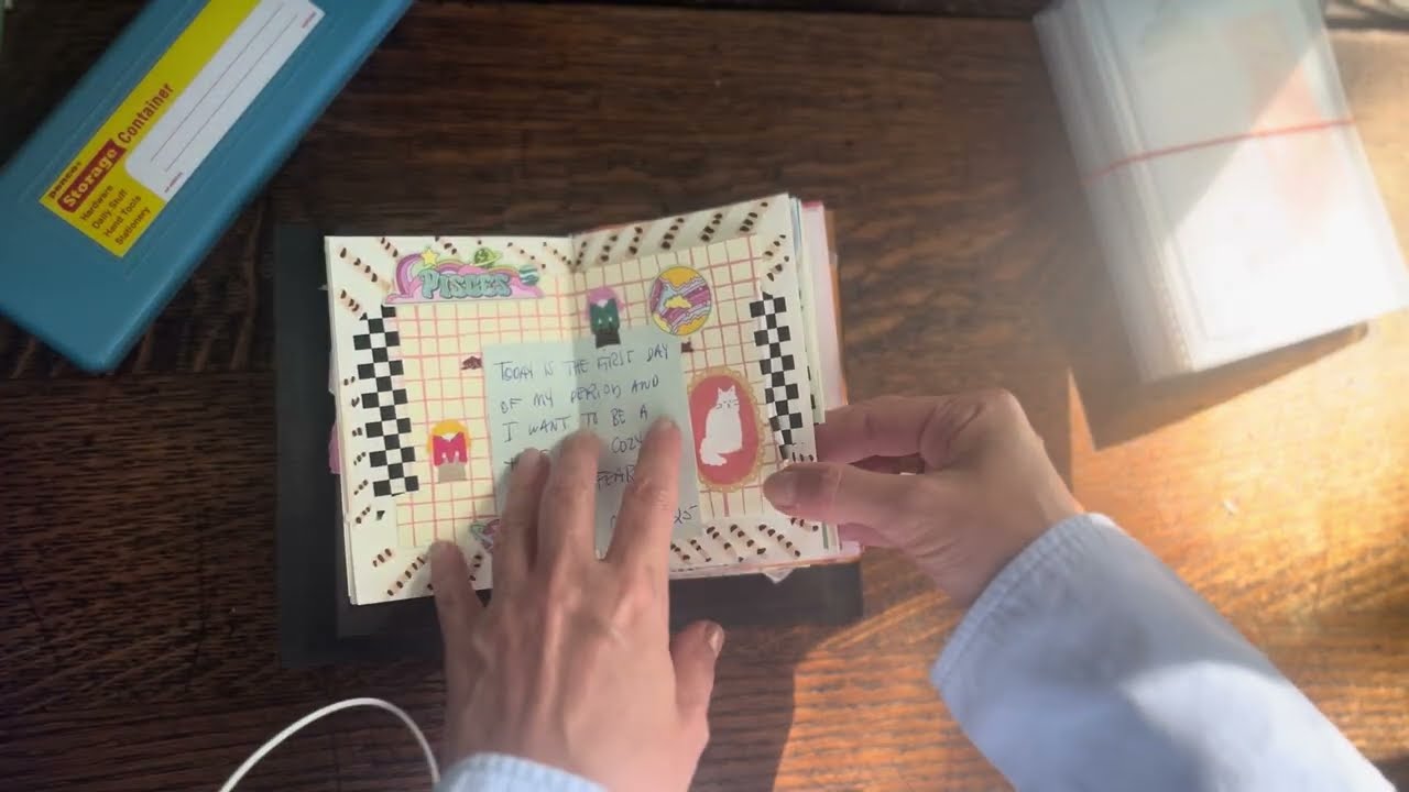 Flip through my first junk journal - materials, layouts, storage