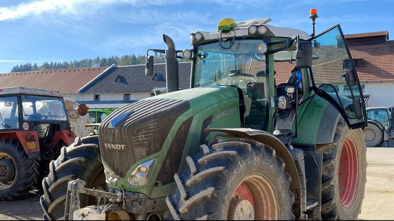 POV/ Driver view/ FENDT VARIO 933 S4/ Příprava pod setí jetelotrávy.